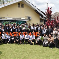 Kegiatan Outdoor Study Kelas XI AK 1 & XI AK 2 Ke Badan Standardisasi Instrumen Pertanian Riau